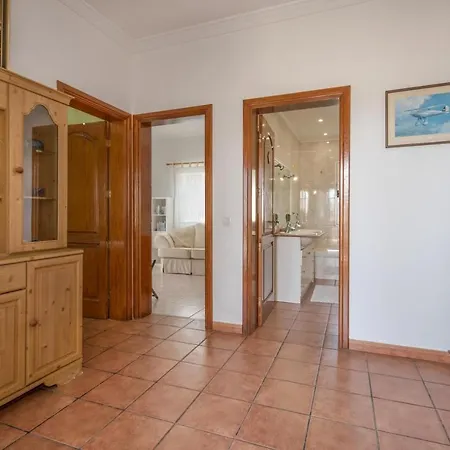 Casa Nira