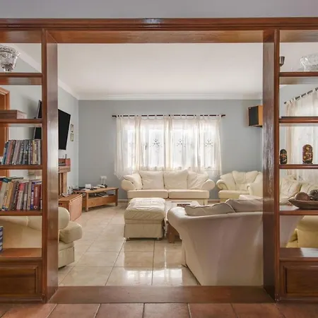 Casa Nira * Mácher